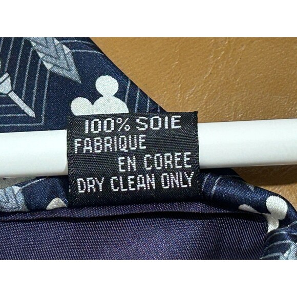The Disney Store Golf Necktie Unisex Blue White Mickey Mouse 100% Silk Classic - Picture 5 of 8